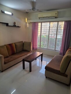 2 BHK Apartment For Rent in Group Seven Rushi Heights