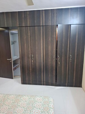 Building Lobby in 2 BHK Apartment at Group Seven Rushi Heights, Goregaon East – for Rent