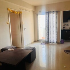 2 BHK Apartment For Rent in Manglam Aadhar