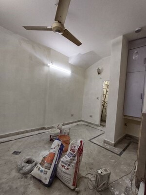 Bathroom in 3 BHK Builder Floor at Green Park – for Rent