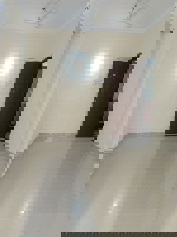 2 BHK 1050 Sq.Ft. Apartment in Satellite Royale