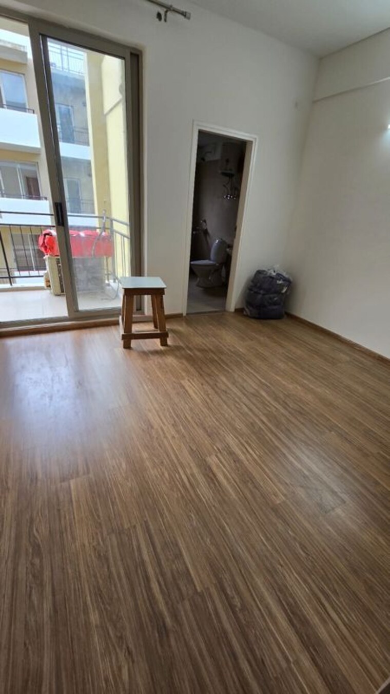 Room, signature-global-city-92 2.5 Bedroom 1300 Sq.Ft. Builder Floor In Sector 92 Gurgaon 10137692