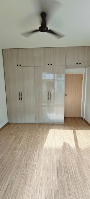  2.5 BHK Builder Floor at Signature Global City 92, Sector 92 – for Sale