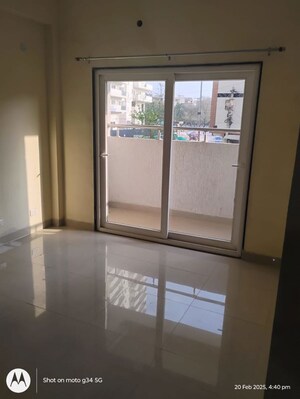 Room in 2 BHK Apartment at Dwarka – for Rent