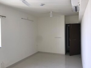 Room in 1 BHK Apartment at Lodha Splendora, Ghodbunder Road – for Rent
