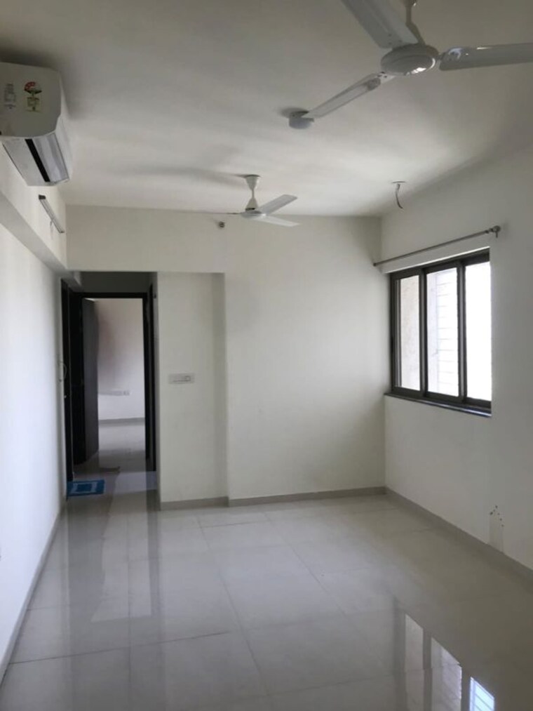 Room, lodha-splendora 1 Bedroom 650 Sq.Ft. Apartment In Ghodbunder Road Thane 10137699