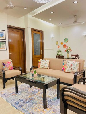 Bedroom in 2 BHK Builder Floor at Defence Colony – for Rent