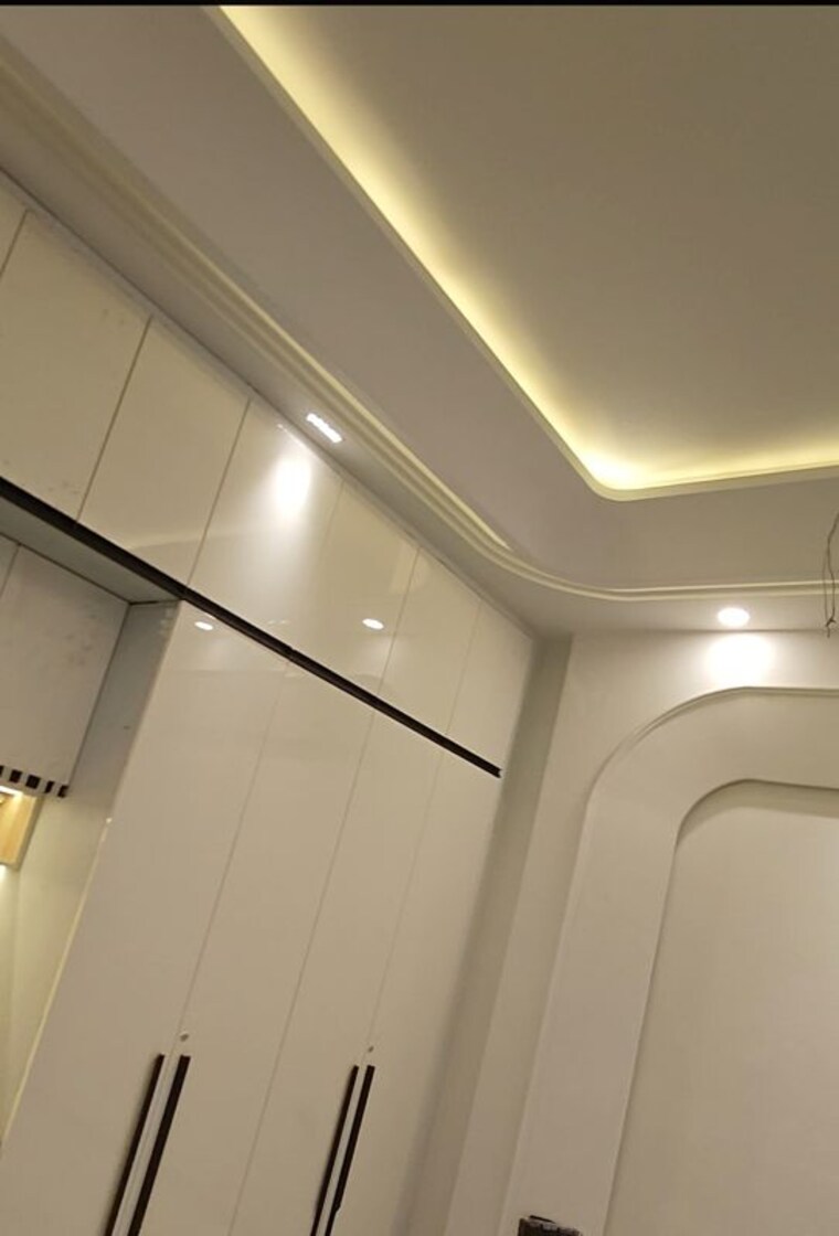 undefined, sector 28 4 Bedroom 250 Sq.Yd. Builder Floor In Sector 28 Faridabad 10137718