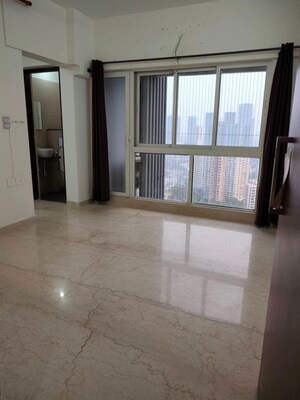 2 BHK Apartment For Rent in Omkar Signet, Malad East