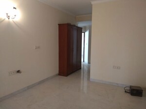 Room in 6+ BHK Villa at Sector 45 – for Sale