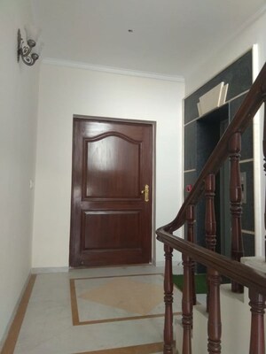 Furnished Amenities in 6+ BHK Villa at Sector 45 – for Sale