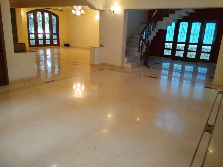 Living Room, sector 45 6+ Bedroom 8000 Sq.Ft. Villa In Sector 45 Gurgaon 10137727