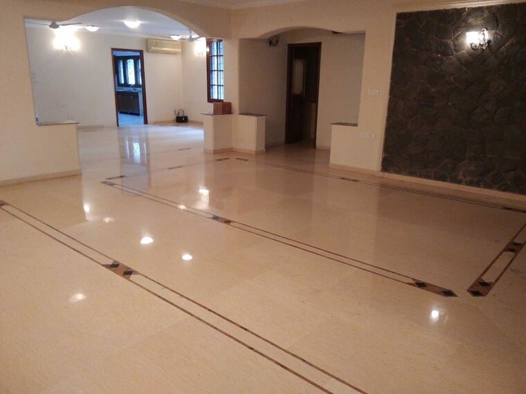 undefined, sector 45 6+ Bedroom 8000 Sq.Ft. Villa In Sector 45 Gurgaon 10137727