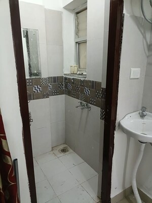 Bathroom in 1 BHK Apartment at Sector 19 Dwarka – for Rent