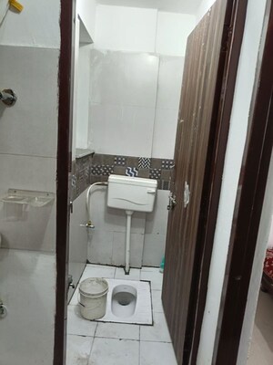 Bathroom in 1 BHK Apartment at Sector 19 Dwarka – for Rent