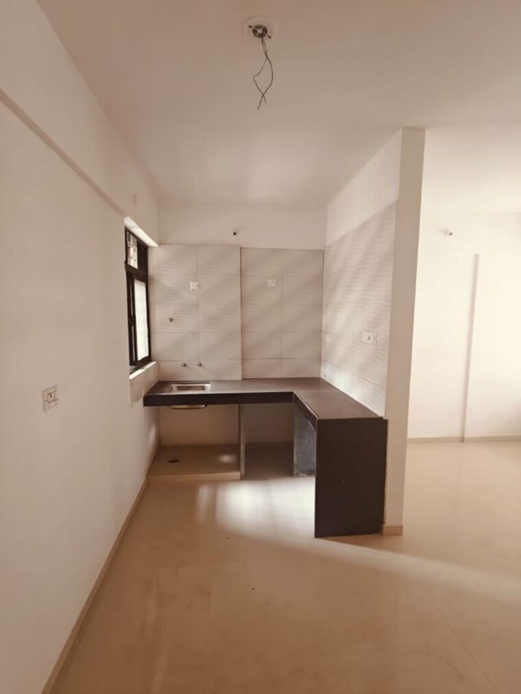 Kitchen, oxy-beaumonde 1 Bedroom 550 Sq.Ft. Apartment In Viman Nagar Pune 10137683
