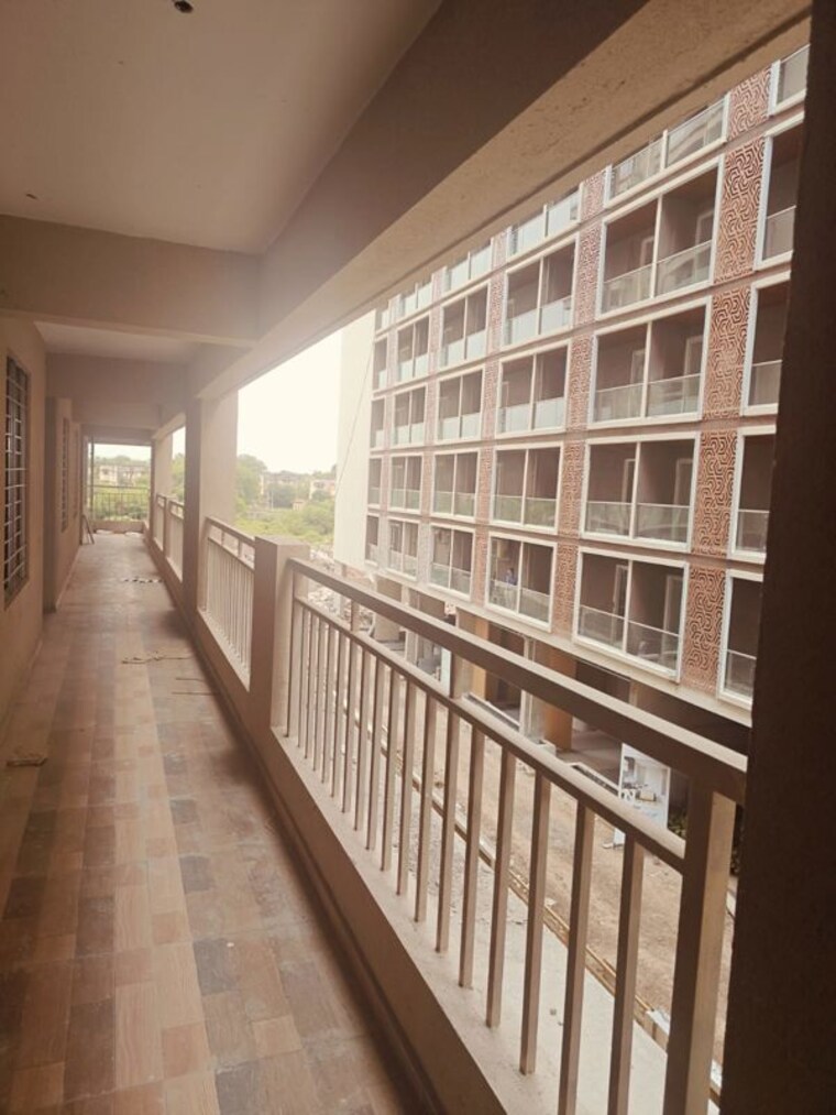 Balcony, oxy-beaumonde 1 Bedroom 550 Sq.Ft. Apartment In Viman Nagar Pune 10137683