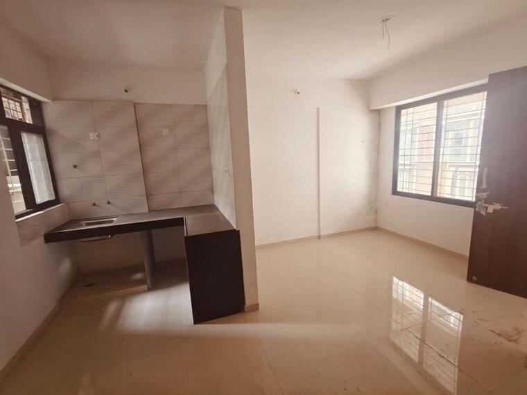 Kitchen, oxy-beaumonde 1 Bedroom 550 Sq.Ft. Apartment In Viman Nagar Pune 10137683