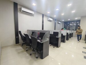 Team Area in  Office Space at Kalpataru Plaza, Malad West – for Rent
