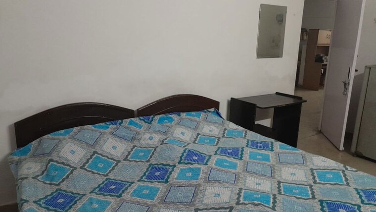 Bedroom, rwa-apartments-sector-52 1 Bedroom 350 Sq.Ft. Builder Floor In Sector 52 Noida 10137758