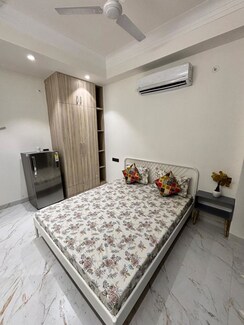 1 RkBuilder Floor For Rent in Sector 46