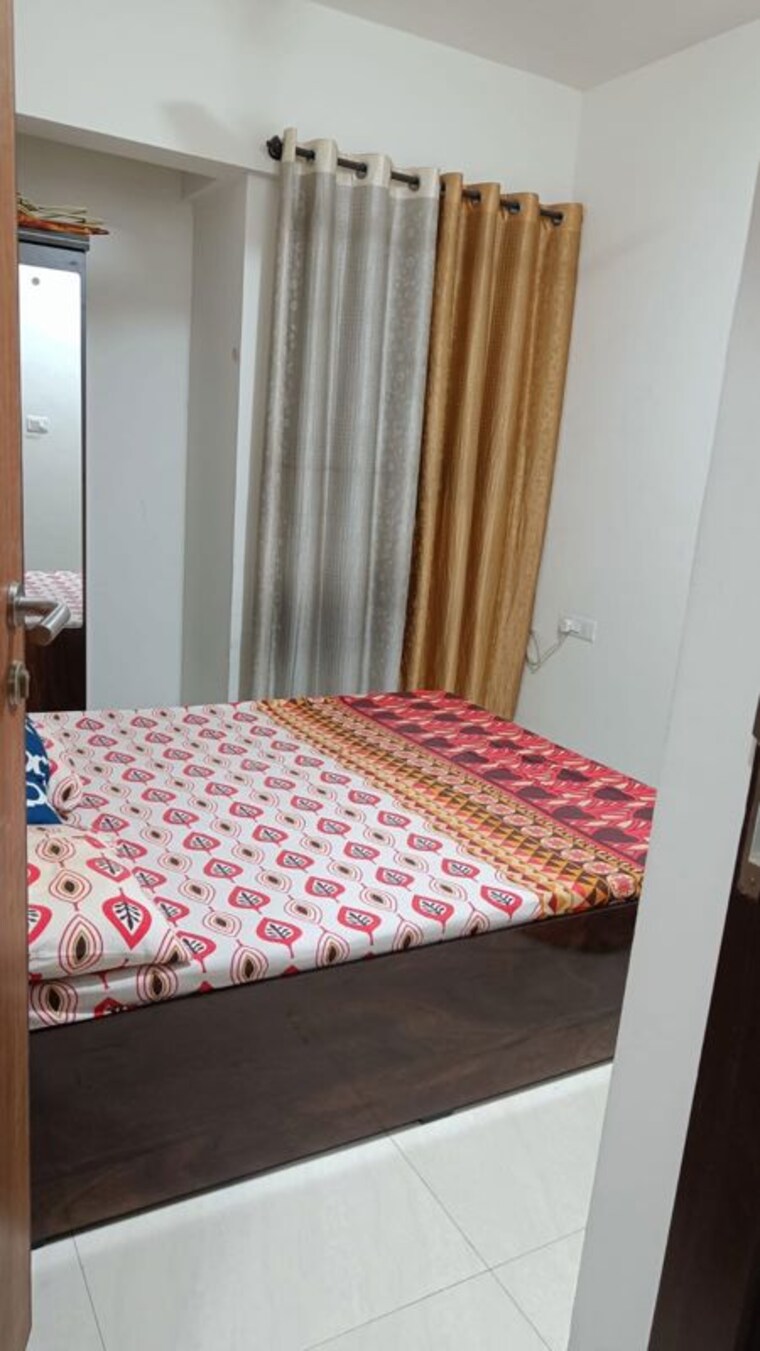 Bedroom, lodha-amara 1 Bedroom 472 Sq.Ft. Apartment In Kolshet Road Thane 10137738