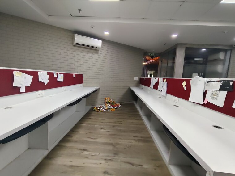 Floor Plan, dlh-park Commercial Office Space 1500 Sq.Ft. In Malad West Mumbai 10137789