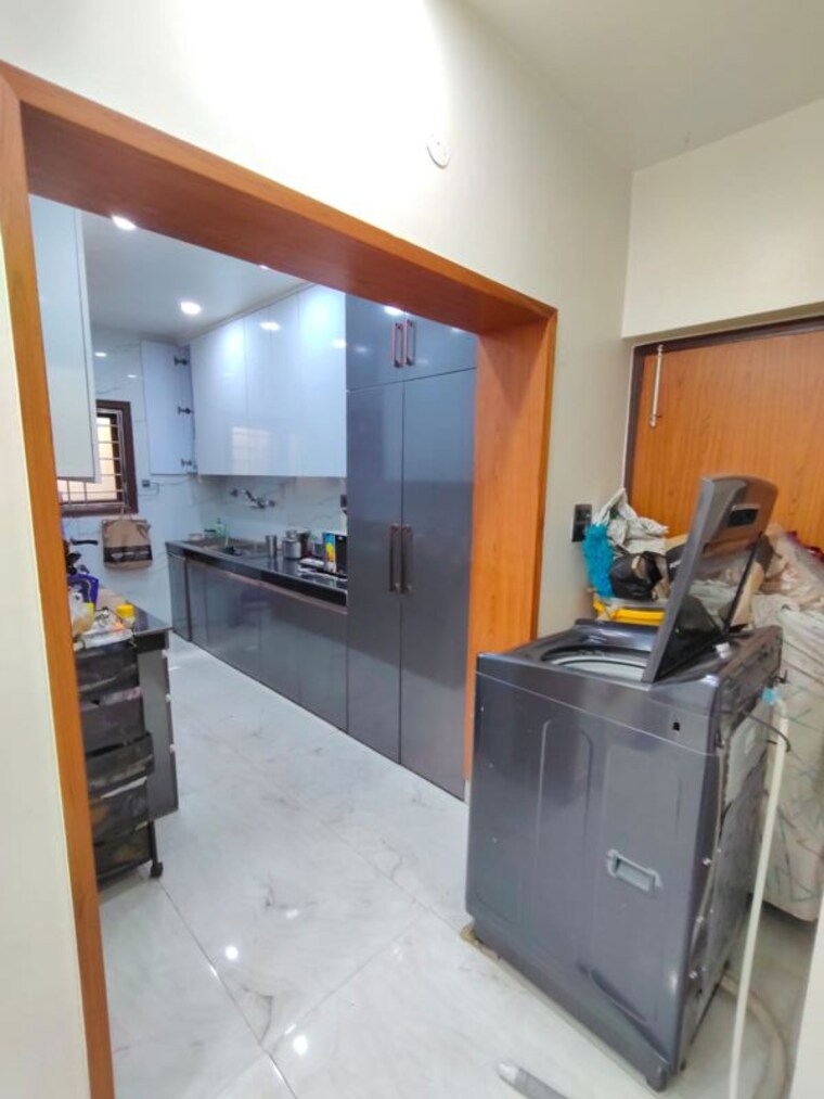 Kitchen, vasant kunj 3 Bedroom 1700 Sq.Ft. Apartment In Vasant Kunj Delhi 10137809