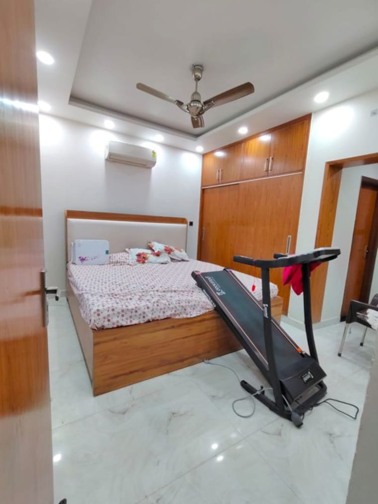 Bedroom, vasant kunj 3 Bedroom 1700 Sq.Ft. Apartment In Vasant Kunj Delhi 10137809