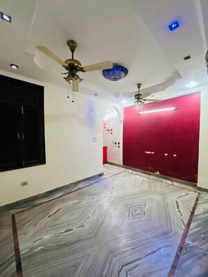 Furnished Amenities in 1 BHK Builder Floor at Saket – for Rent