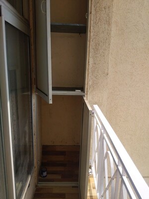 Furnished Amenities in 2 BHK Apartment at One Hiranandani Park, Ghodbunder Road – for Rent