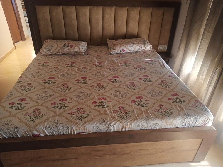 Bedroom, one-hiranandani-park 2 Bedroom 580 Sq.Ft. Apartment In Ghodbunder Road Thane 10137884