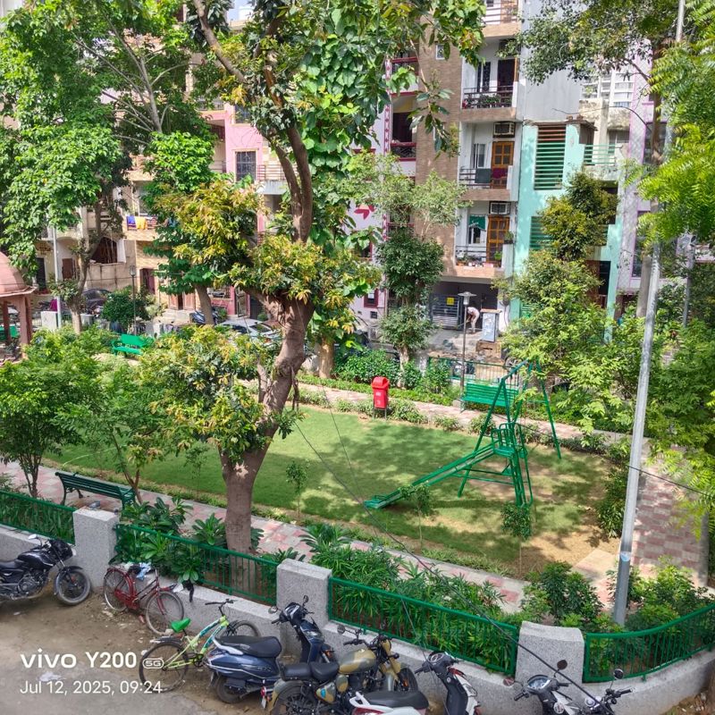 1 BHK + Pooja Room,Servant Room Builder Floor For Rent in Kohli One Malibu Town