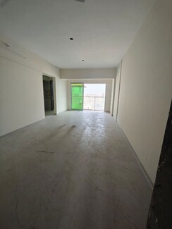 2 BHK Apartment For Rent in Elite The Crown