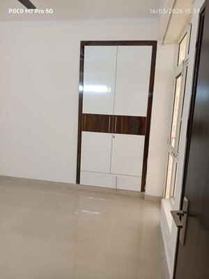Room in 2 BHK Apartment at Supertech Ecovillage II, Sector 16b Greater Noida – for Rent