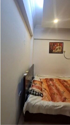 Bedroom in 2 BHK Apartment at Bholenath Mukti Apartments, Chembur – for Rent