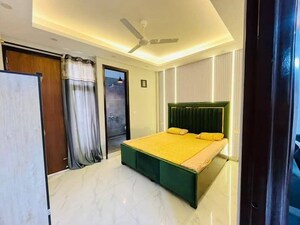 Bedroom in 3 BHK Builder Floor at Saket – for Rent
