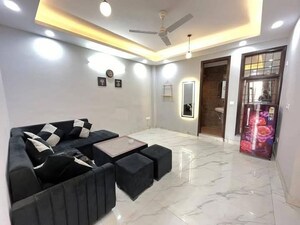 Living Room in 3 BHK Builder Floor at Saket – for Rent