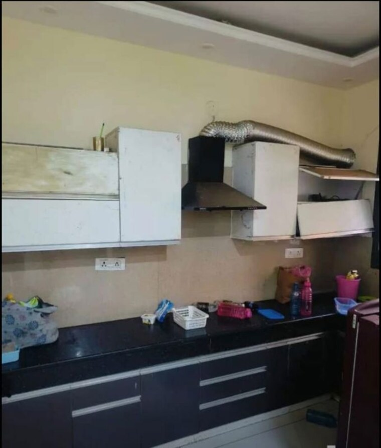 Kitchen, vip-ashiana-homes 1 Bedroom 700 Sq.Ft. Apartment In Vip Road Zirakpur 10137951