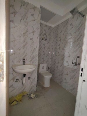Bathroom in 1 BHK Builder Floor at Neb Sarai – for Rent