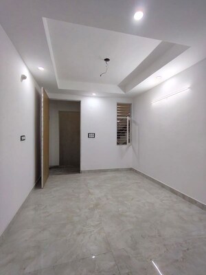 Room in 1 BHK Builder Floor at Neb Sarai – for Rent