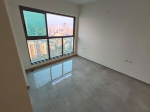 Room in 2 BHK Apartment at Sheth Auris Bliss, Malad West – for Rent