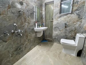 Bathroom in 1 BHK Independent House at Gomti Nagar – for Rent