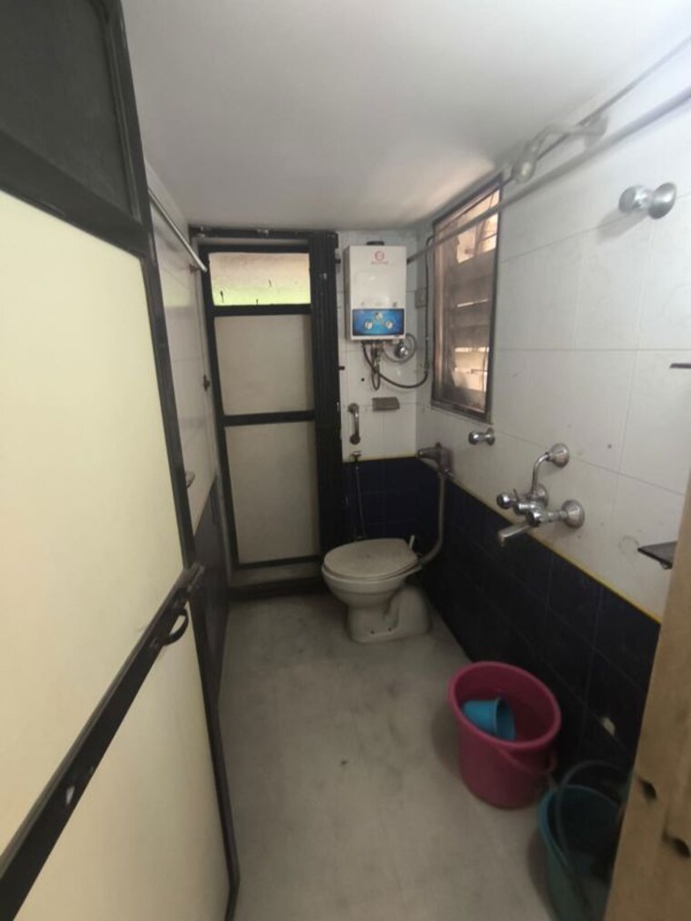 Bathroom, siddeshwar-heights 1 Bedroom 500 Sq.Ft. Apartment In Panch Pakhadi Thane 10137987