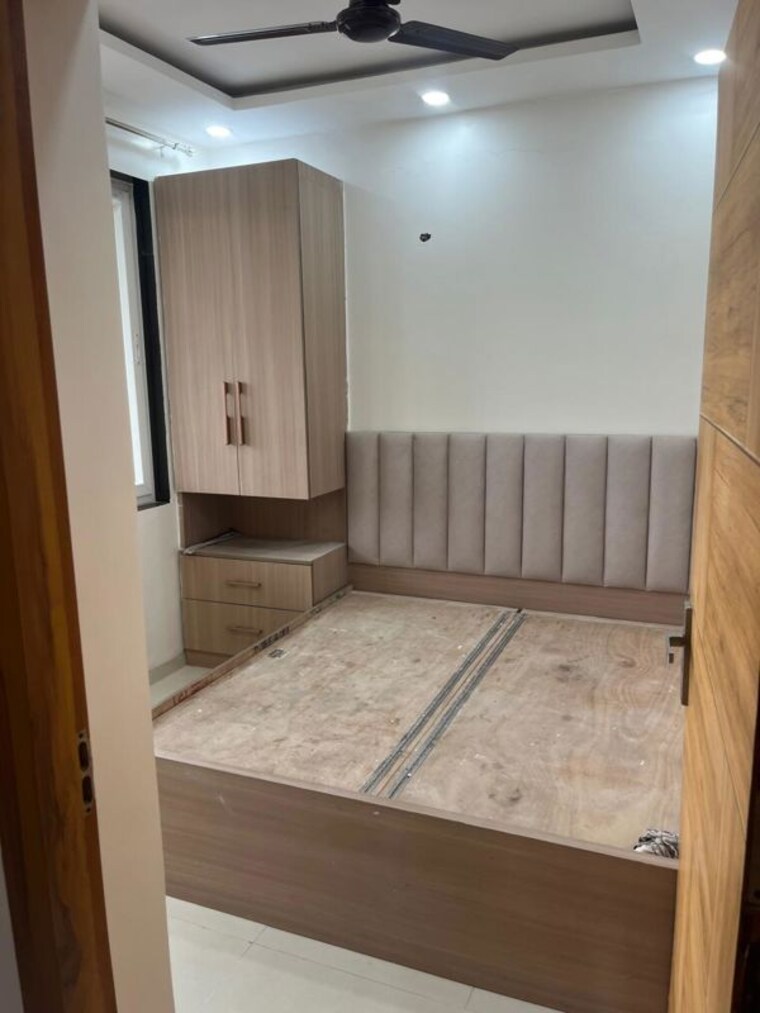 Bedroom, shree-ram-apartments 1 Bedroom 525 Sq.Ft. Apartment In Sector 118 Noida 10137997