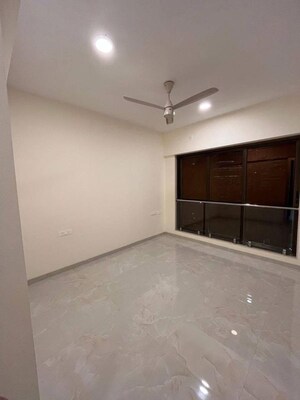 Room in 2 BHK Apartment at Empire Towers, Goregaon East – for Rent