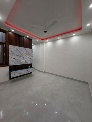 1 BHK Builder Floor For Rent in Saket
