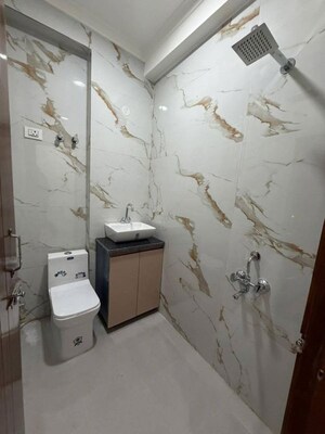Bathroom in 1 BHK Builder Floor at Saket – for Rent