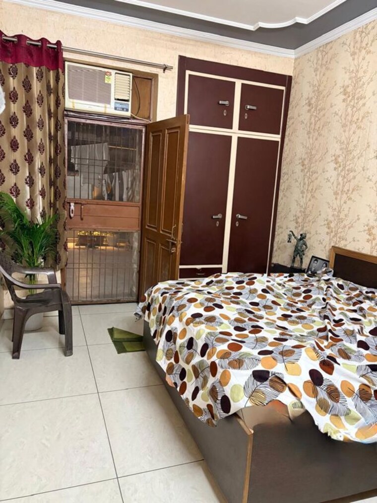Bedroom, sector 49 3 Bedroom 1800 Sq.Ft. Builder Floor In Sector 49 Faridabad 10138064