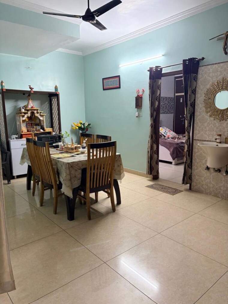 Gym, sector 49 3 Bedroom 1800 Sq.Ft. Builder Floor In Sector 49 Faridabad 10138064